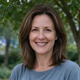 Emily R.
